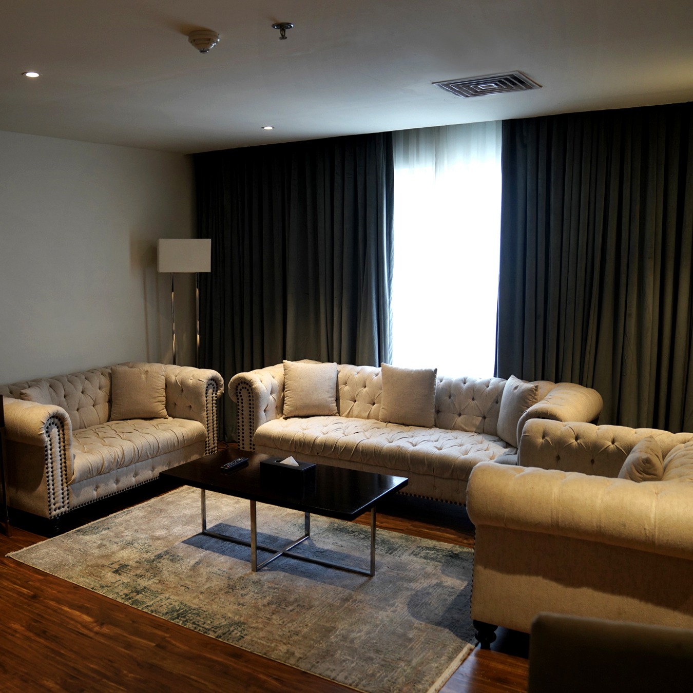 Business Suite Indigo Hotel