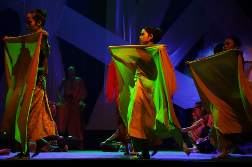Teater Tetas Mempersembahkan Lakon Berjudul Adipati Karna