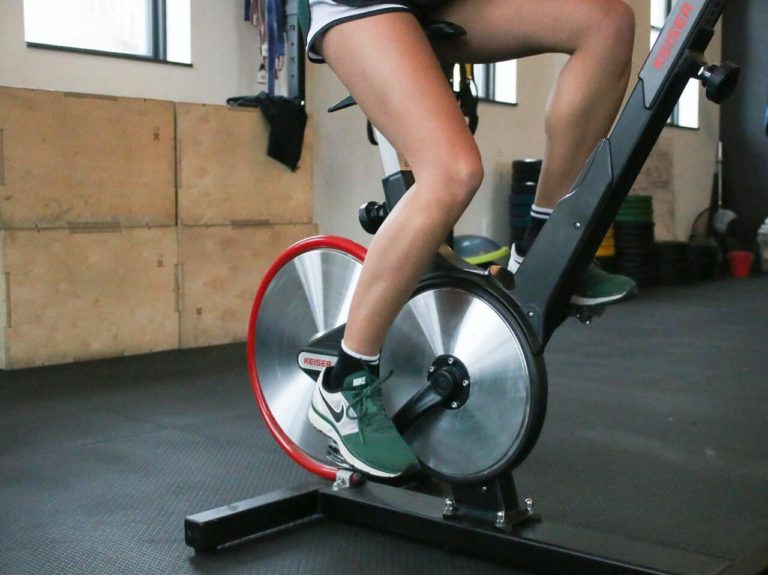 How to reduce indoor trainer vibration when living in an apartment?