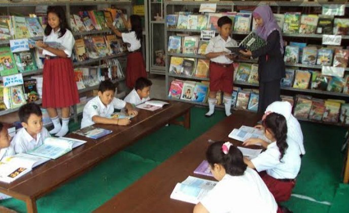 Tak Diminati Siswa, Perpustakaan Sekolah Seperti Gudang Buku - Indoposco.id