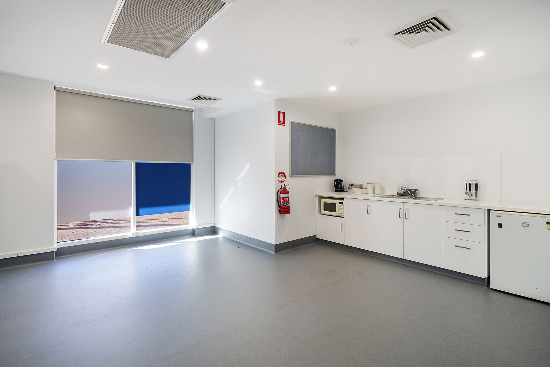 Shop 1, 165 Grand Boulevard, Joondalup Industrial and General