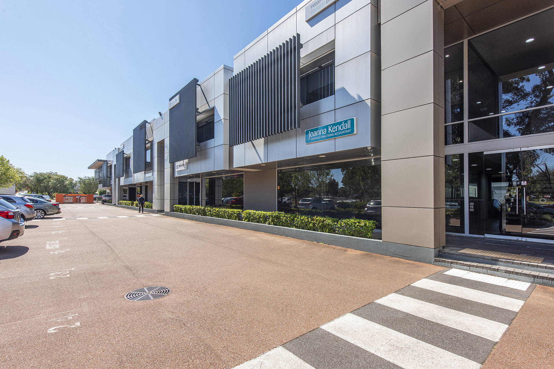 21/63 Knutsford Avenue Industrial and General