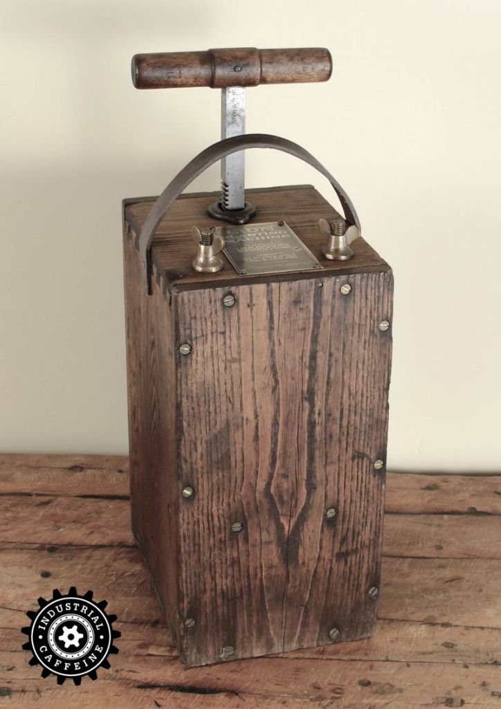 Explosive Decor Lion Blasting Machine Industrial Caffeine