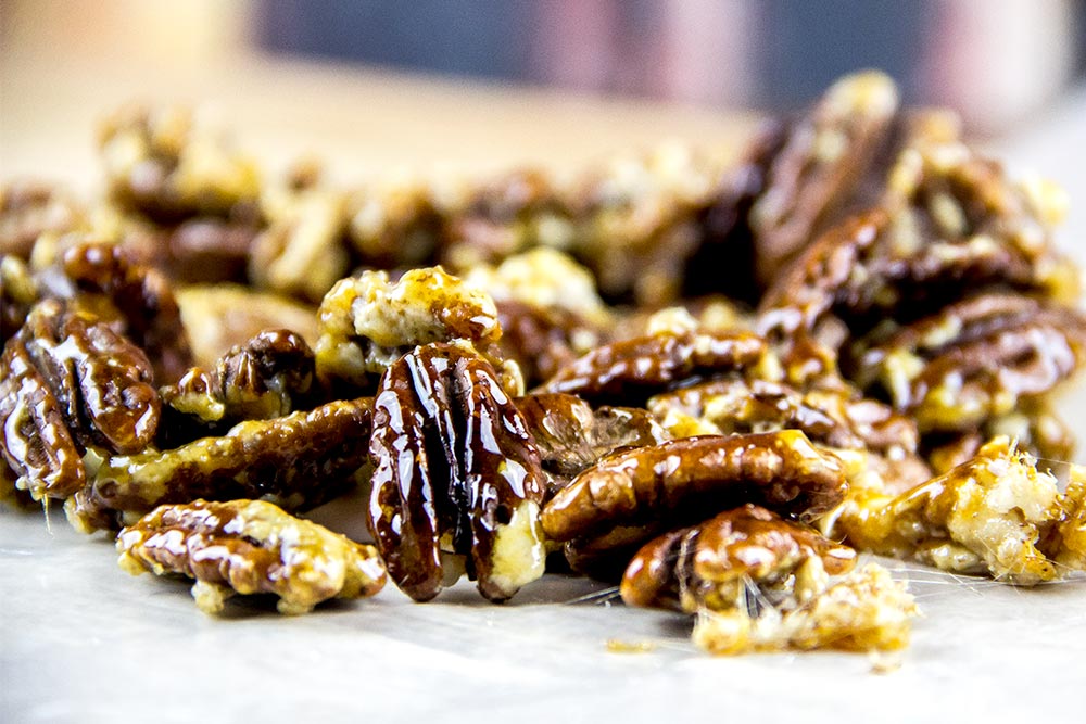 How to Make Caramelized Pecans
