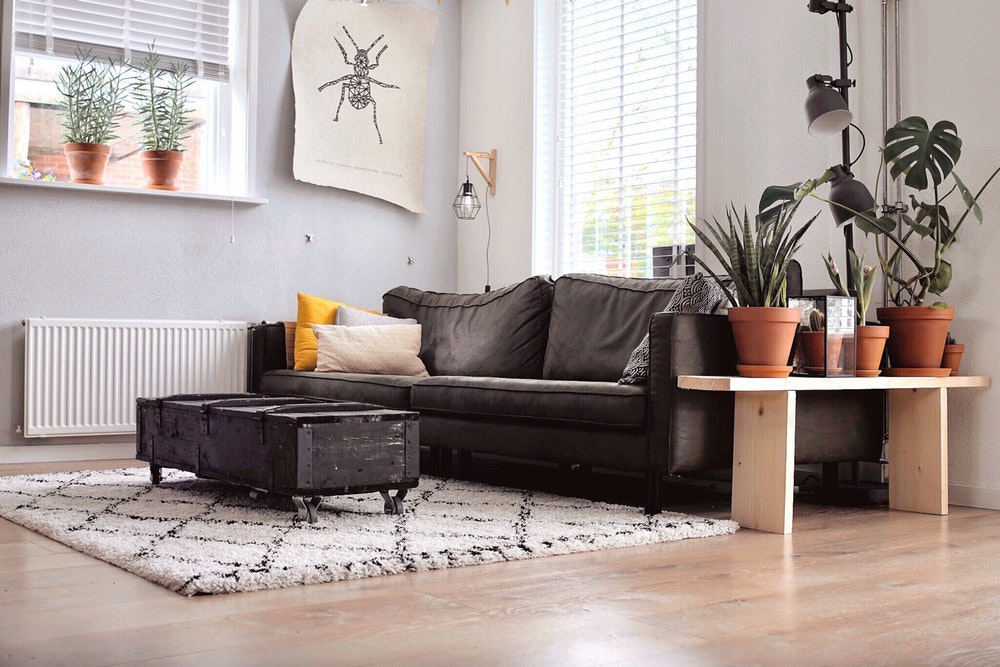 21 Unique Sofa Table Ideas for a Living Room