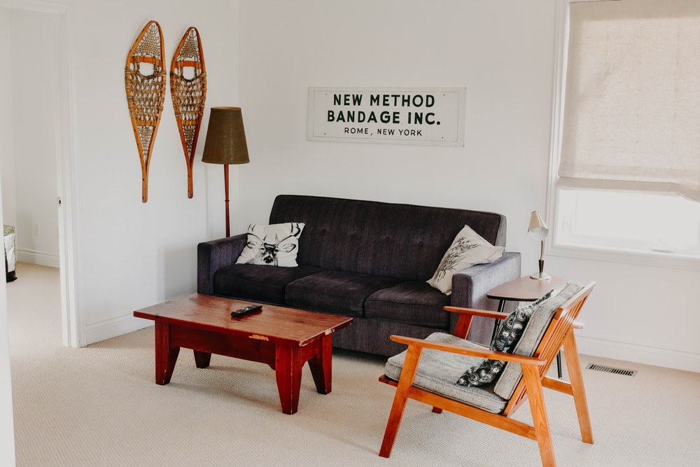 21 Unique Sofa Table Ideas for a Living Room