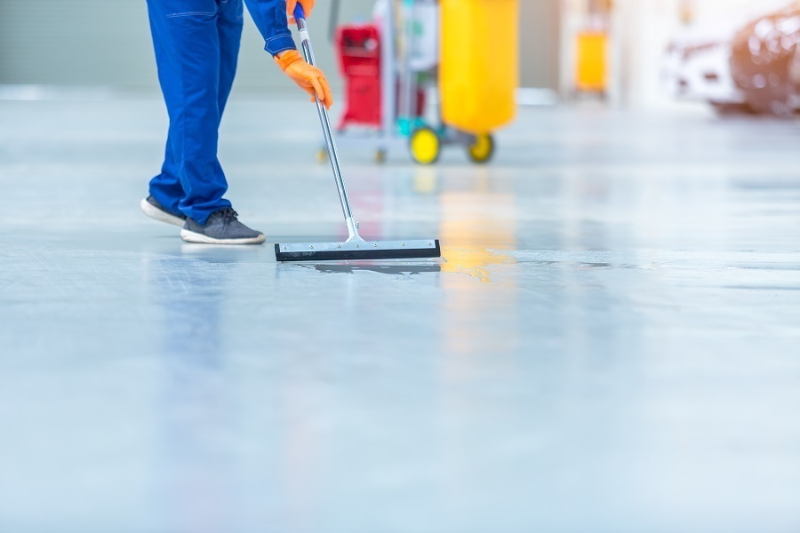 8 Epoxy Floor Coating Maintenance Tips