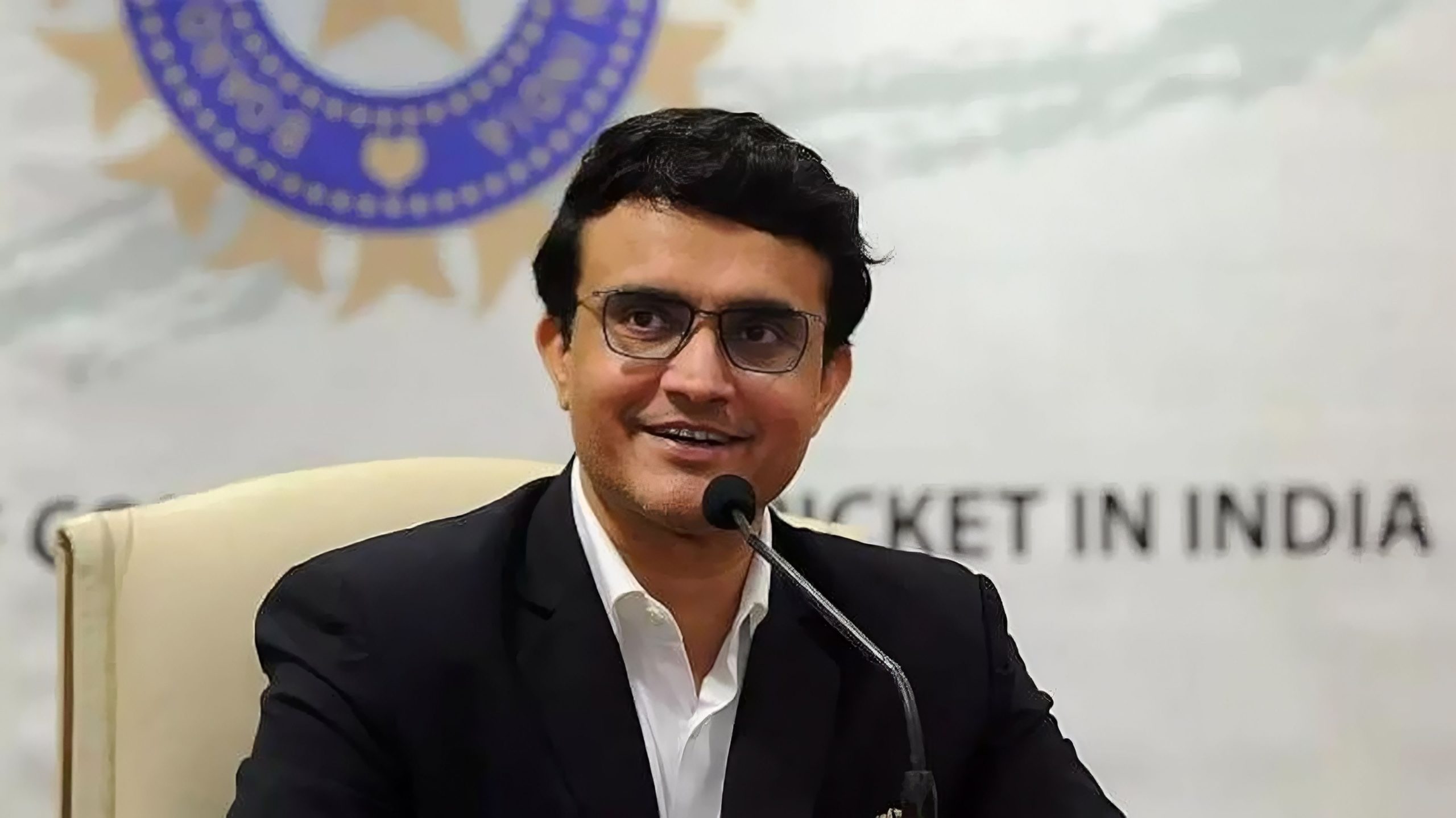 বিরাটকে নয়, যাকে সর্বকালের সেরা ভাবছেন সৌরভ