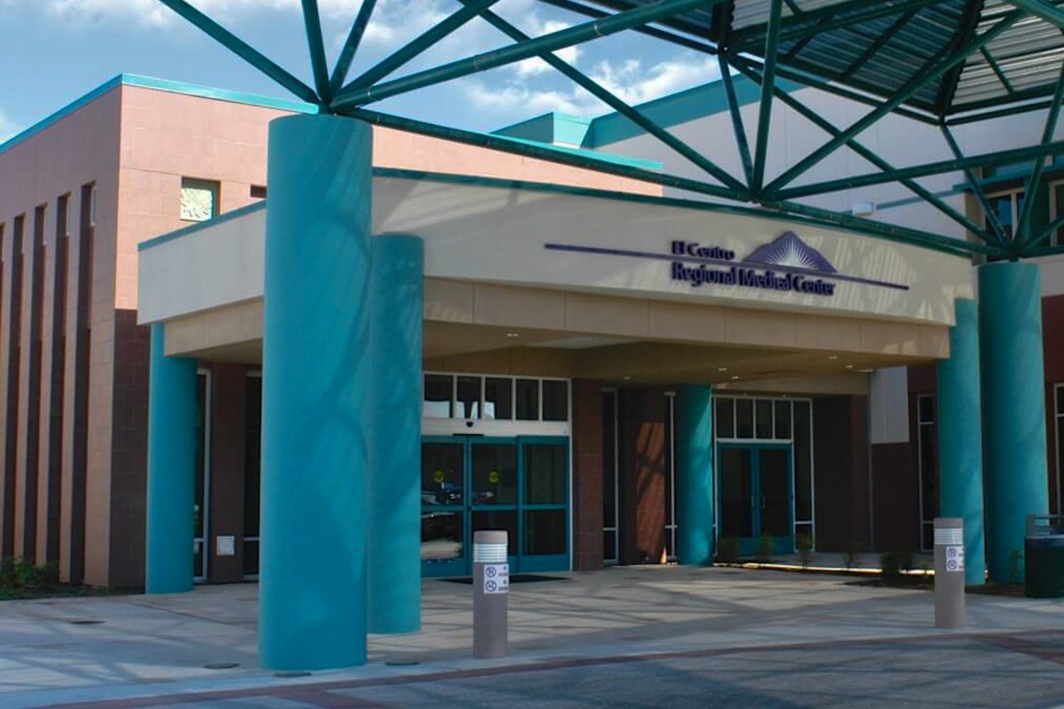 El Centro Regional Medical Center is in financial trouble