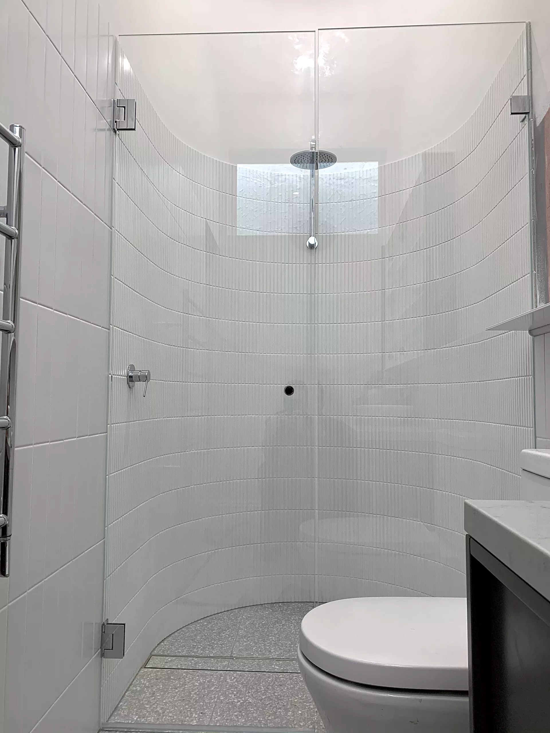 Frameless Corner Shower Screen Sydney › Infinity Glass Sydney
