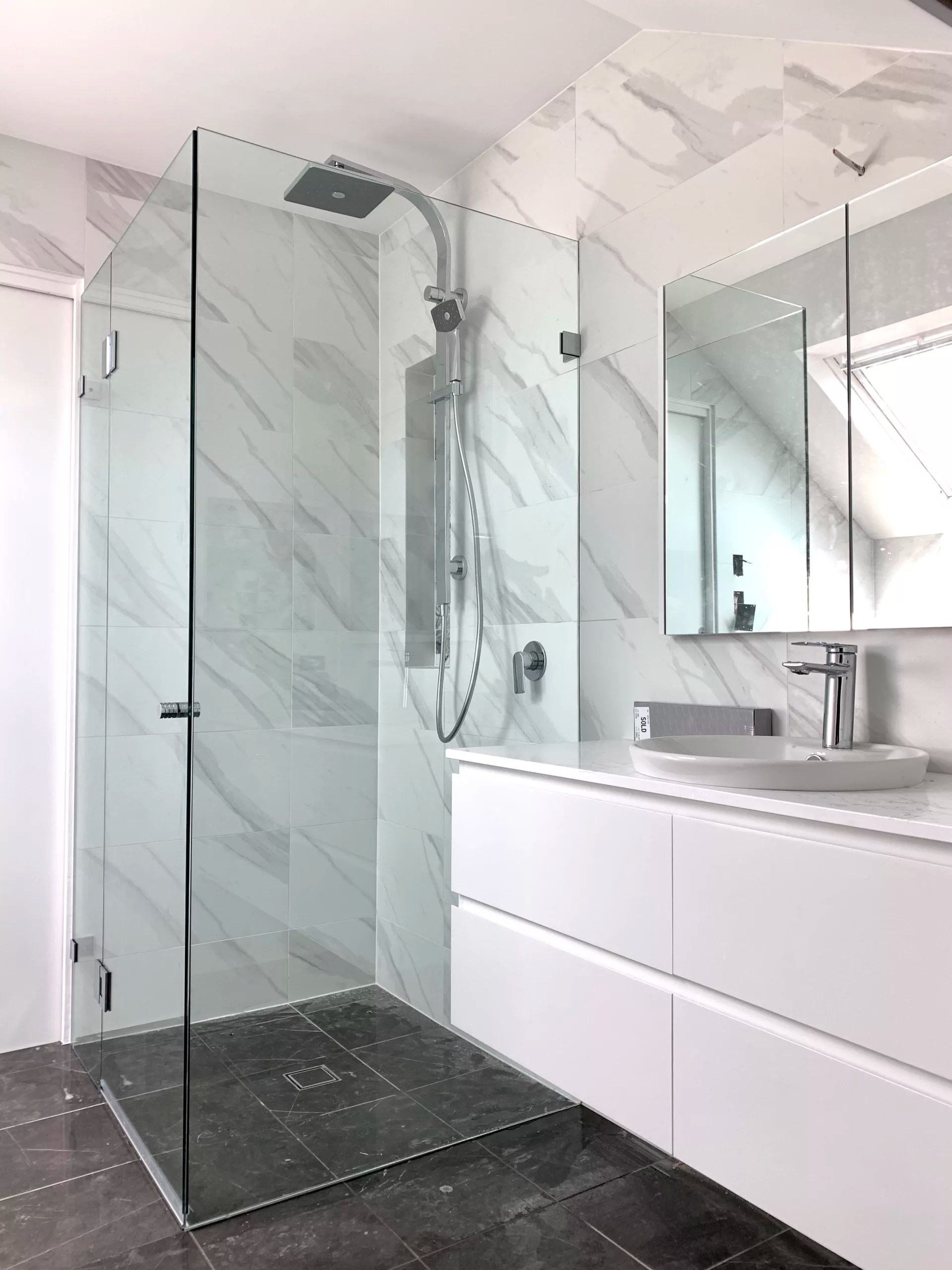 Frameless Corner Shower Screen Sydney › Infinity Glass Sydney