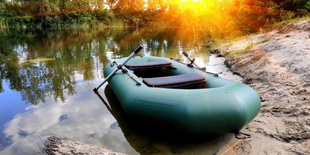 How To Clean Mold Off An Inflatable Boat (2023)