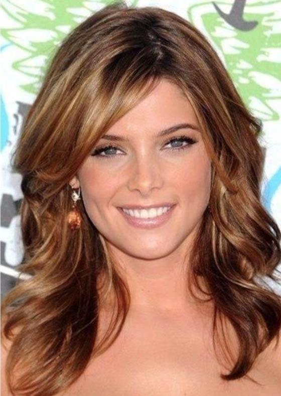 15 Photos Long Haircuts with Layers and Side Bangs