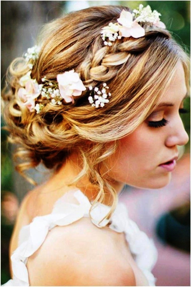 20 Inspirations Medium Hairstyles for Brides