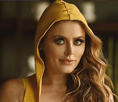 Sophie Dee - Influencers Place