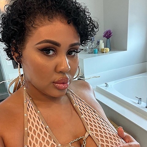 Simone Richards' OF: An Inside Look - Tech Hub at Porterchester