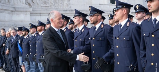Il Decreto Del Capo Della Polizia Per Il Conferimento Del Nastrino Per Il Giubileo Della Misericordia - Infodifesa 248_x_550_jpg