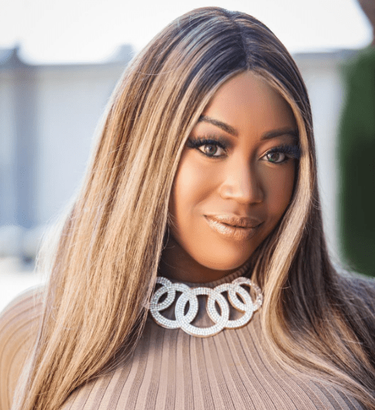 Victoria Cakes Age, Height, Weight, Relationships, Bio