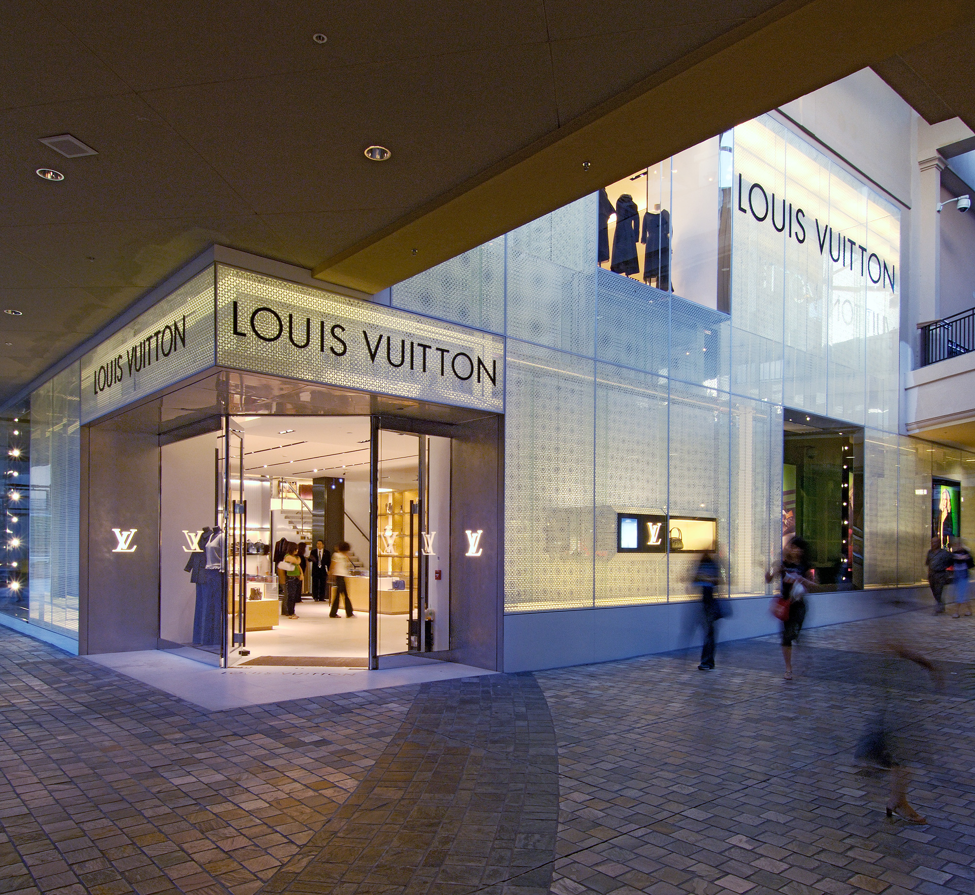 Louis Vuitton Ala Moana Center Inform Interiors & Architecture