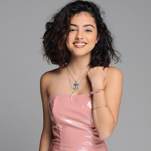 Malu Trevejo Bio, Age, Height, Boyfriend, Net Worth, Luna Llena and Songs