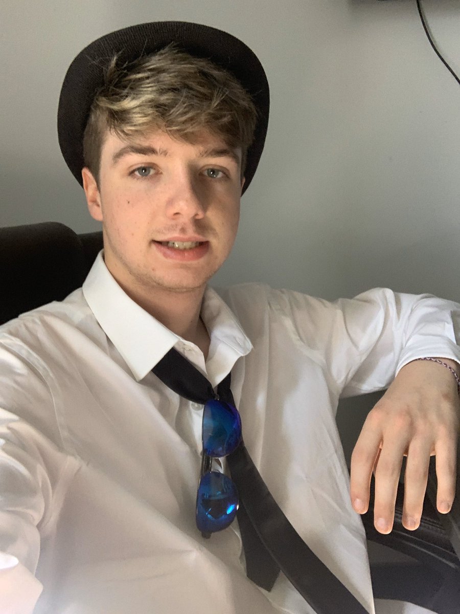 Karl Jacobs Bio, Wiki, Age, Height, Sister, Dating, Twitch