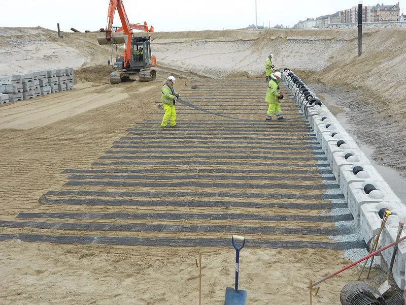 Reinforced Wall Withstands Significant Tidal Fluctuations Informed