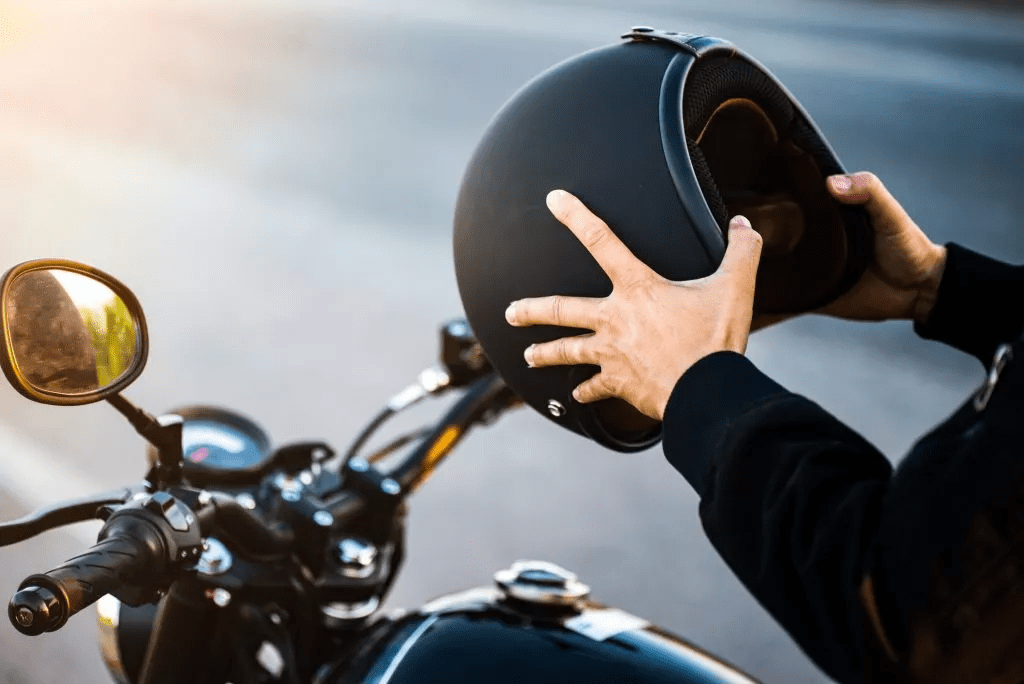5 Things to Consider When Hiring a Motorcycle Accident Lawyer
