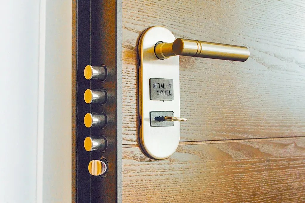 How Do You Install A Security Door? InfoToHow