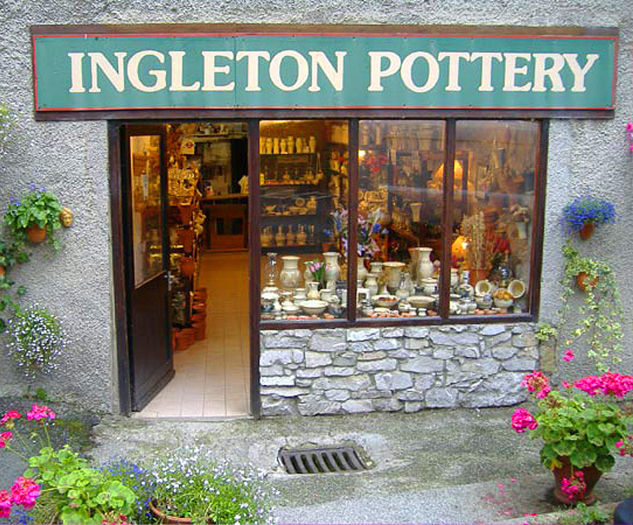 to Ingleton Pottery