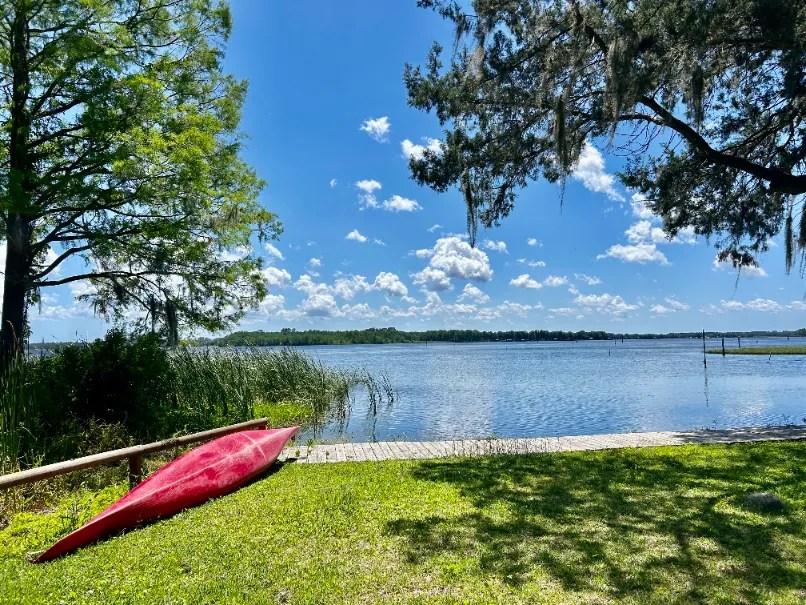 Inglis Lakeside RV Park & Campground Inglis, FL