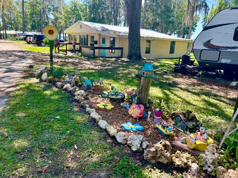 Inglis Lakeside RV Park & Campground Inglis, FL