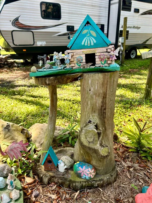 Inglis Lakeside RV Park & Campground Inglis, FL