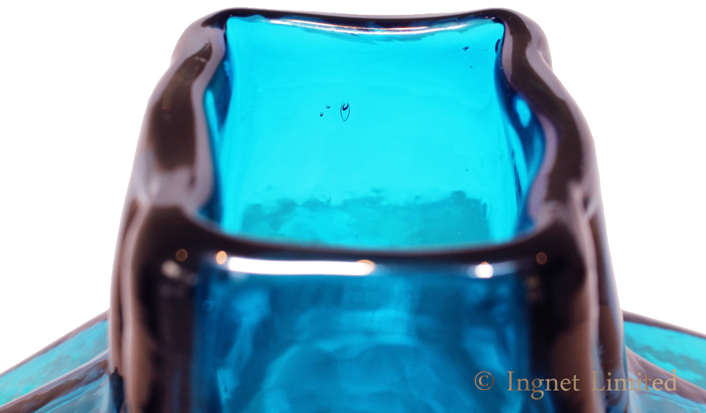 WHITEFRIARS KINGFISHER BLUE BANJO VASE