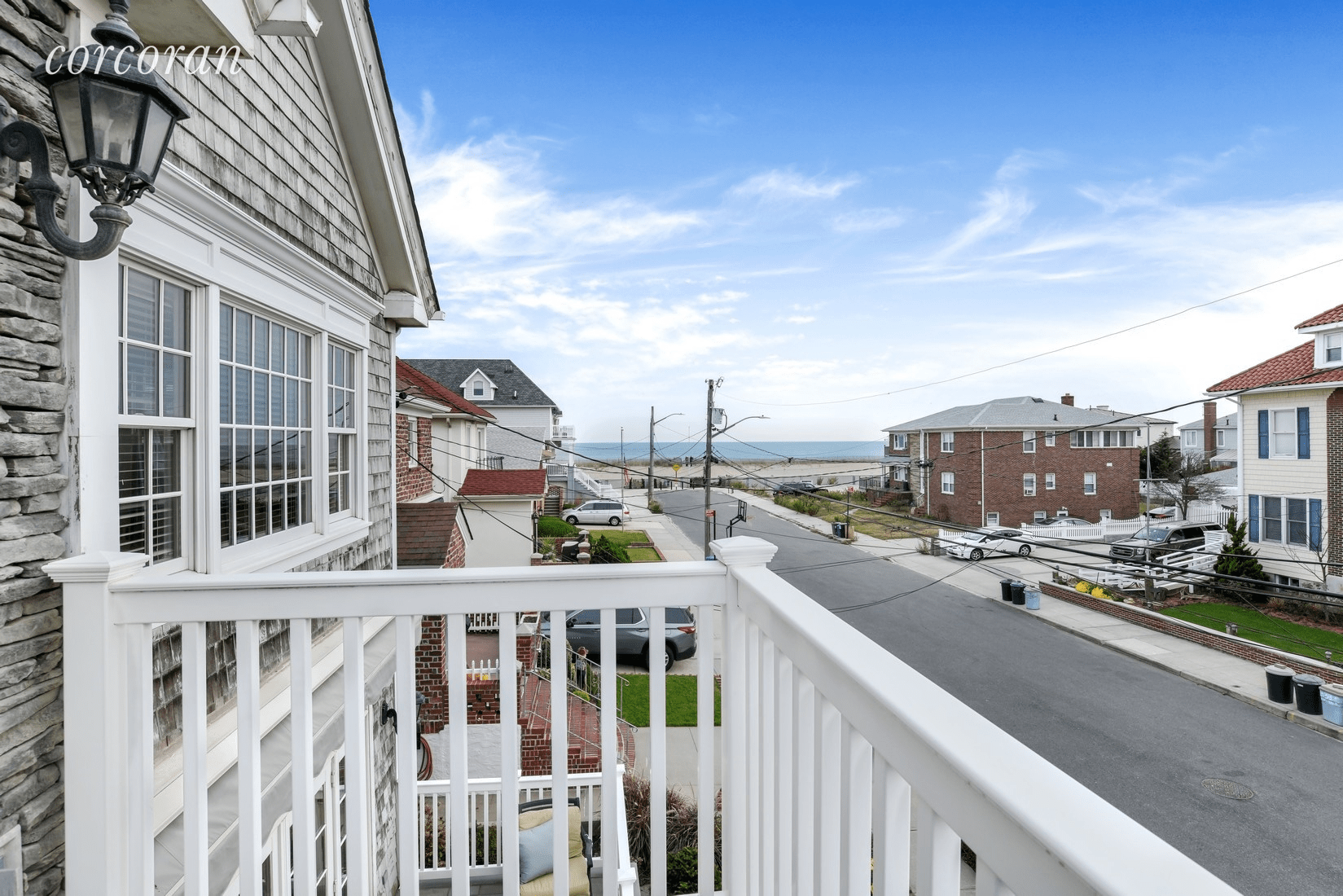 In Beachy Belle Harbor, a Place in the Sun Inhabit