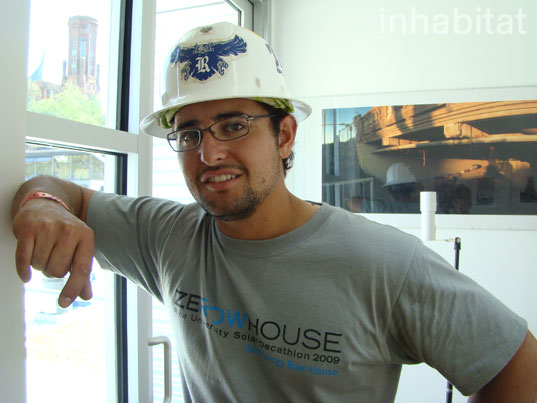 SOLAR DECATHLON 2009 Rice University's 140,000 ZEROW House Keeps Up