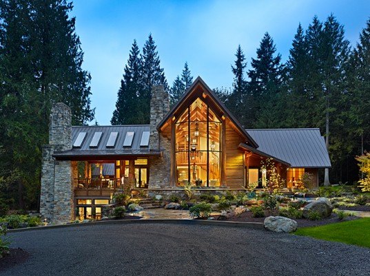 Cedar Haven is a Forest Retreat Made with Reclaimed Logs Inhabitat