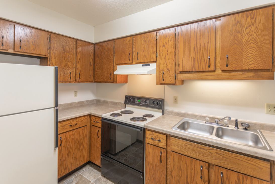 Windsor Oaks INH Properties