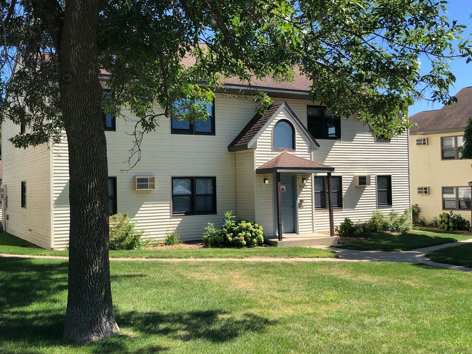 Country View Apartments INH Properties