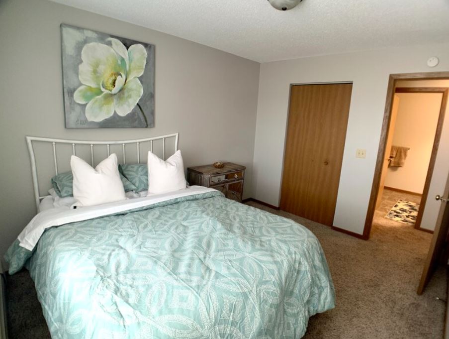 Axis Apartments INH Properties