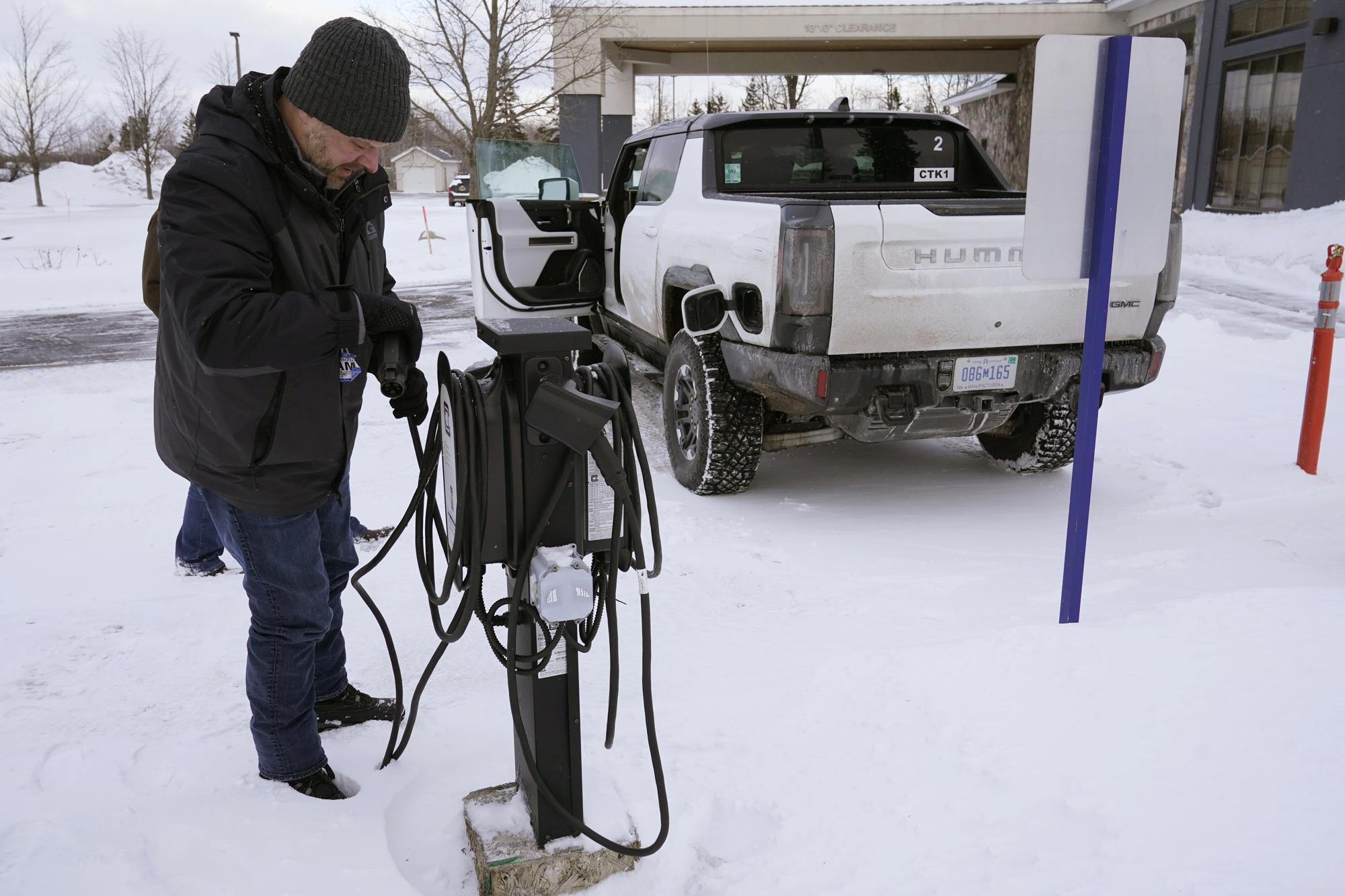 Global Race to Boost Electric Vehicle Range In Cold Weather Inland