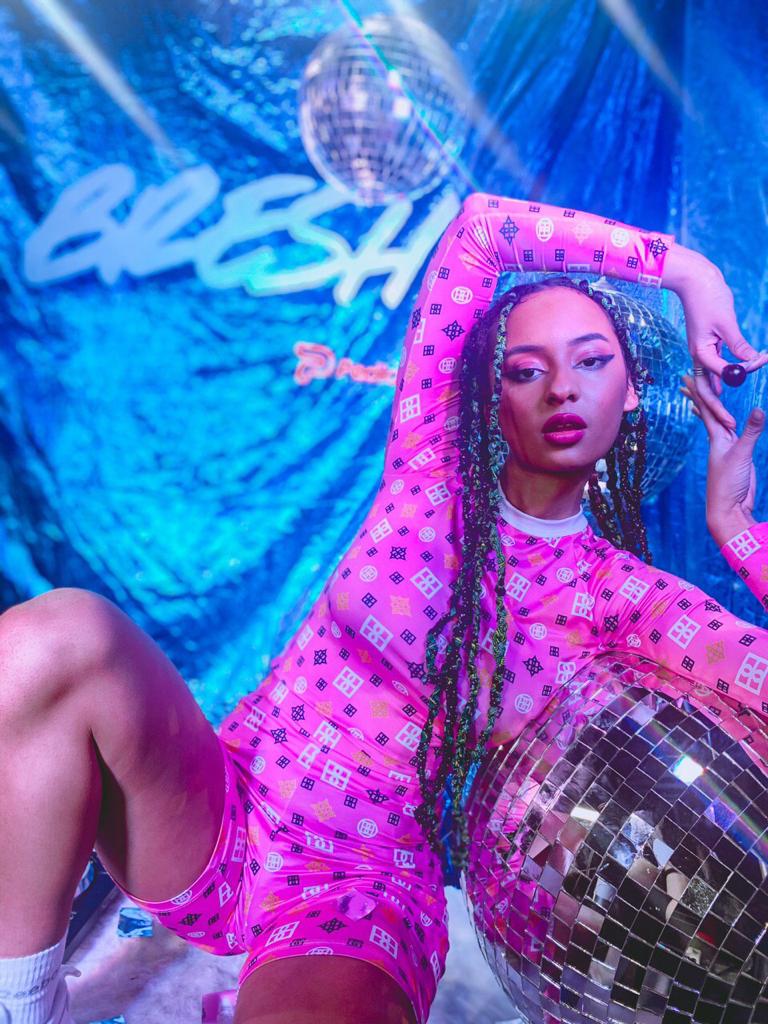 LLega Kinara, la Dj sudafricana que agita la noche Inmendoza