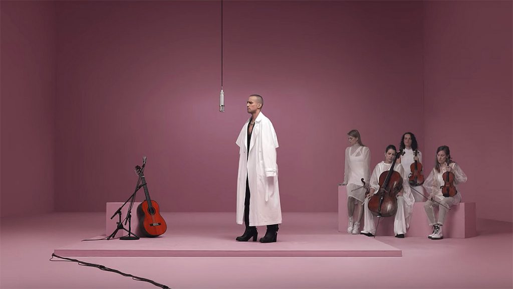 Colors Studio Minimalismo, colores y talento Inmendoza