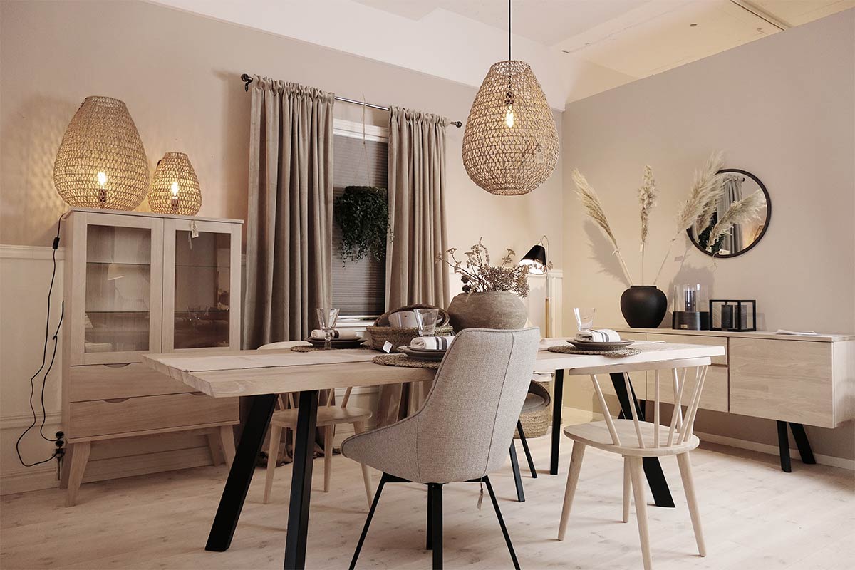 Inredning Möbler INNE Gardiner & Möbler Inredning, möbler, sömnad och solskydd på 450 kvm