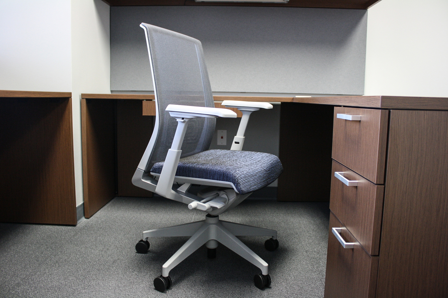 Haworth Office Chair (silver) Innerplan