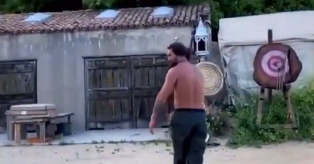 Watching Jason Momoa Throw An Axe Is the Only Thing I Need To See Today