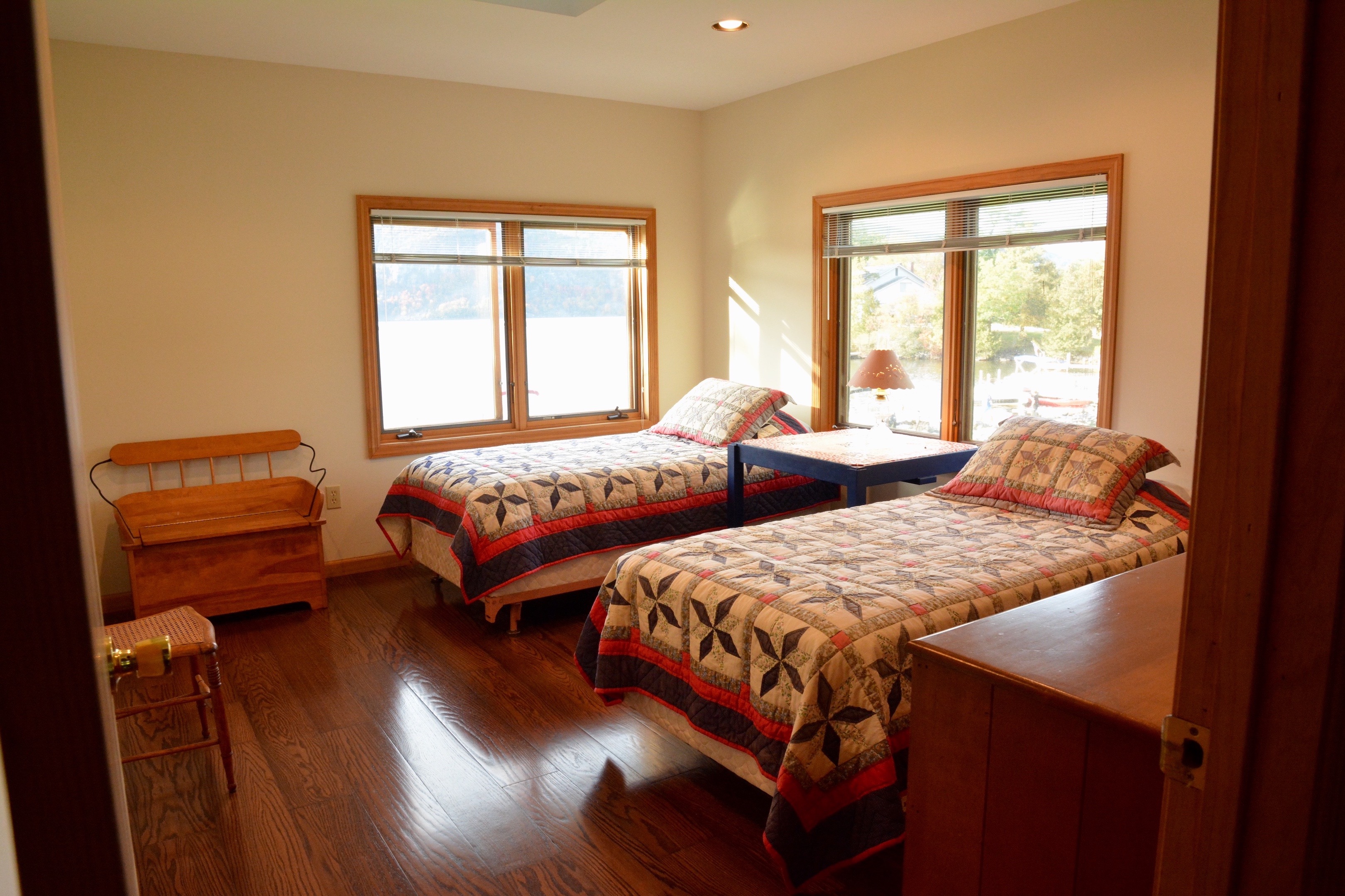 linger13 Huletts Landing Homes for Sale on Lake Lakefront