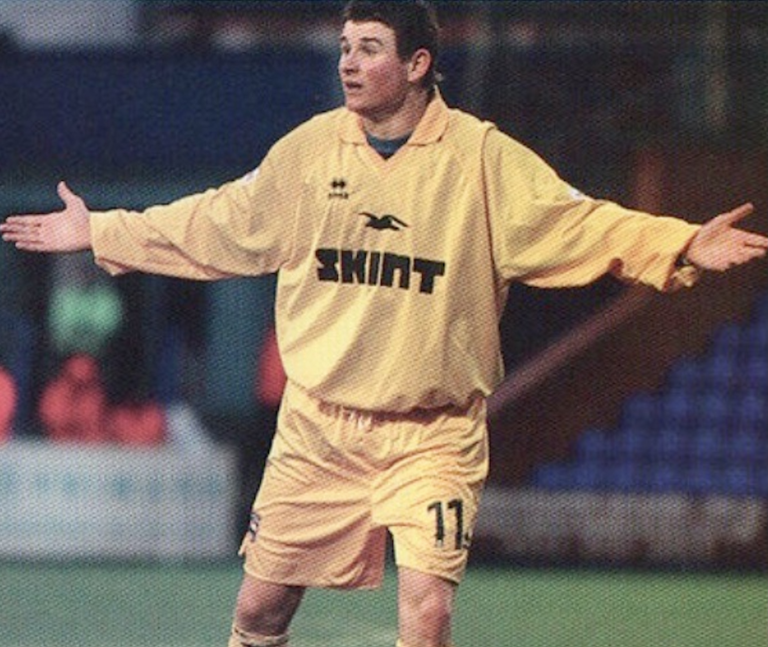 McGhee provided Albion platform for playmaker Mark Yeates In parallel