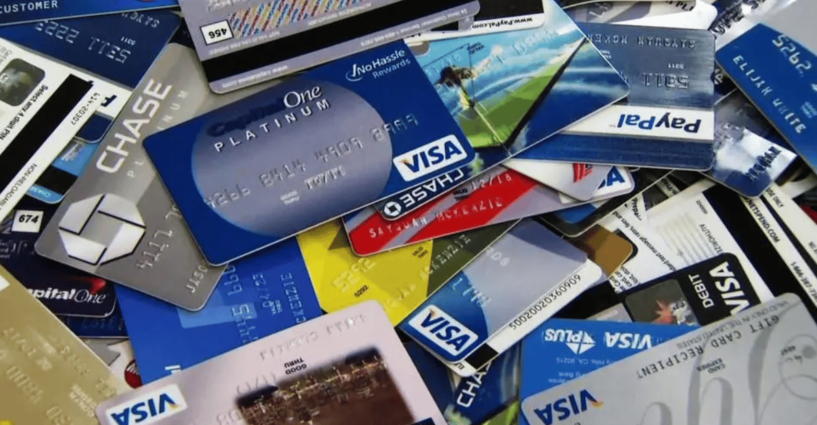 Will wireless charger damage credit cards?