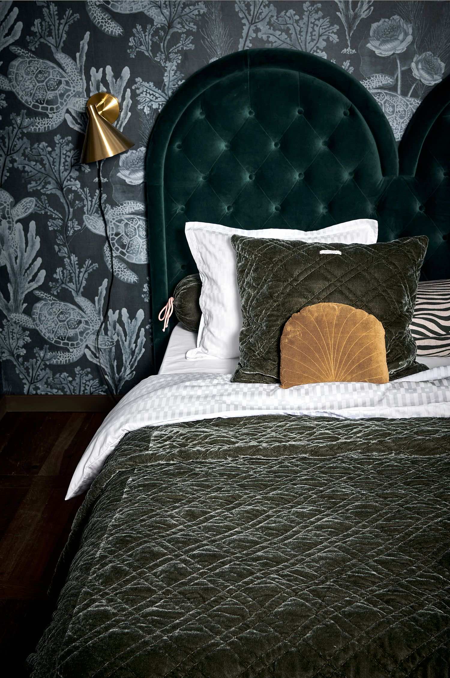 billiga överkast 10 Billiga Överkast I Sammet För Ett Lyxigt Sovrum - Inredningsvis