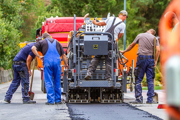 Tiefbau Weber Gmbh Ihr Kompetenter Partner Im Tiefbau Strassenbau
